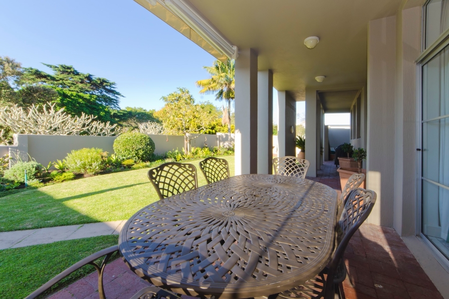 4 Bedroom Property for Sale in Leisure Isle Western Cape